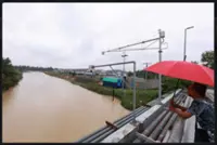 Continuous rain pushes several Kelantan rivers above alert level