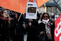 Paris' Louvre staff votes to extend strike, leaving museum closed, BFM TV reports