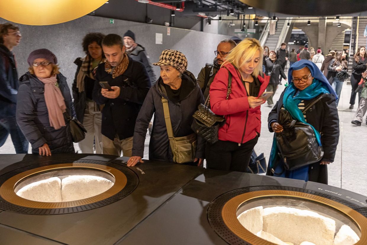 The Metro C new station includes a display of the of the artifacts uncovered during the excavation process. Photo: Bloomberg