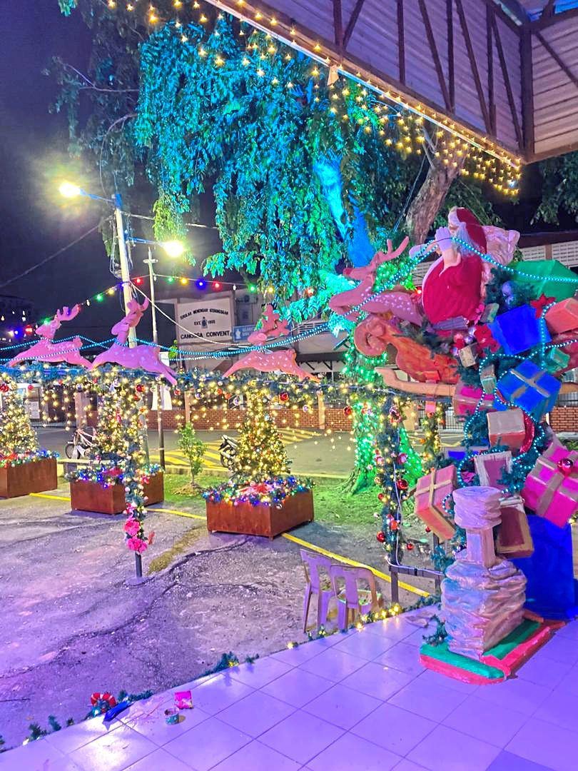 Santa's sleigh, reindeer and twinkling lights bring festive cheer to the Settlement Square ahead of Christmas. Photo: Joanne Sequerah 