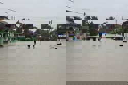 Floods force thousands to evacuate across six states