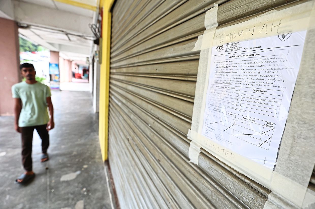 Abandoned vet clinic under probe