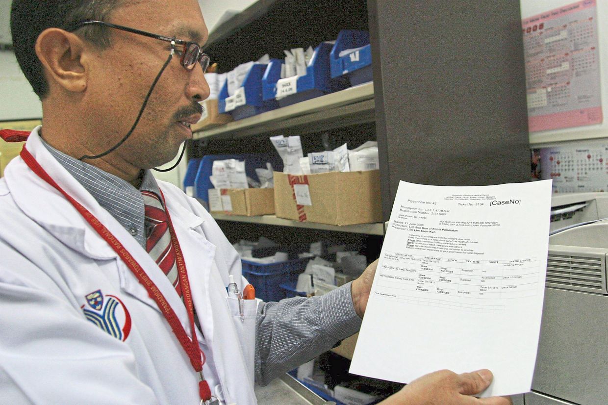 It’s a good idea to bring along a copy of your drug prescription when evacuating during a flood so that healthcare workers can easily help to refill it if needed.