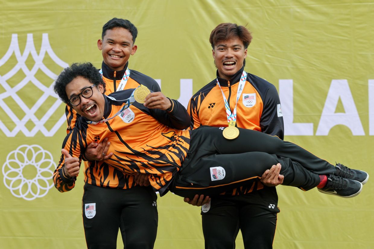 Another track gold as Ridwan, Fadhil and Akmal ride to team sprint success