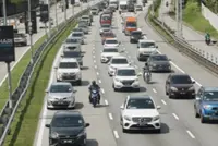 2.6 million vehicles expected on highways per day during Christmas, says authority