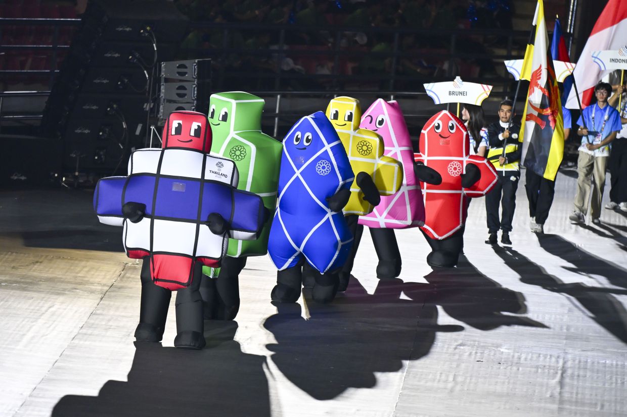 The mascots during the closing ceremony of the Thailand SEA Games at Rajamangala National Stadium, Bangkok. — IZZRAFIQ ALIAS/The Star