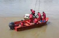 Man found dead after car plunges into river near Parit