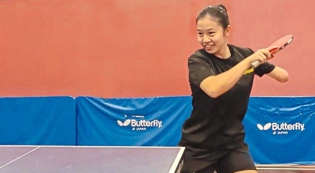 Double glory for Gloria