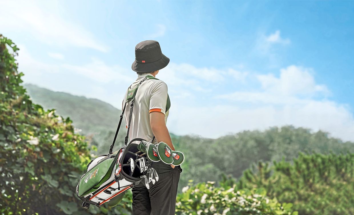 Rare east–west collaboration in performance, style