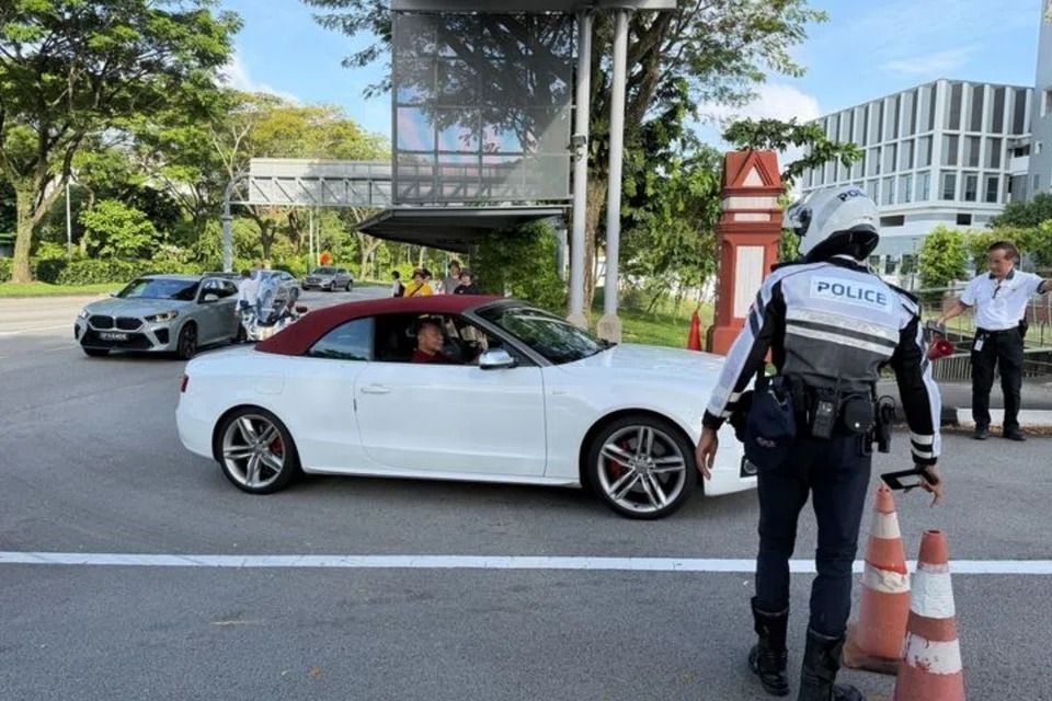 Police directing traffic away from the St Joseph’s Church on Dec 21. - ST