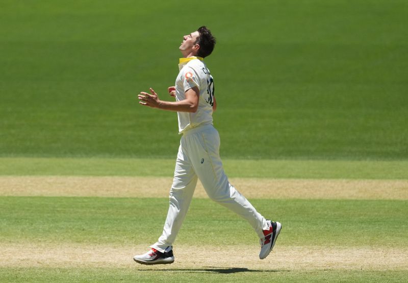 Cricket-Cummins hails Australia's resilience in dealing with Ashes curveballs