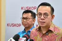 Sim: Streamline govt procedures to help traders