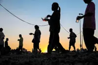 Cambodians forced to flee as attacks continue, say officials