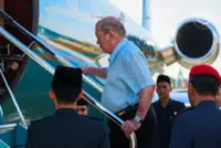 King begins special visit to UAE