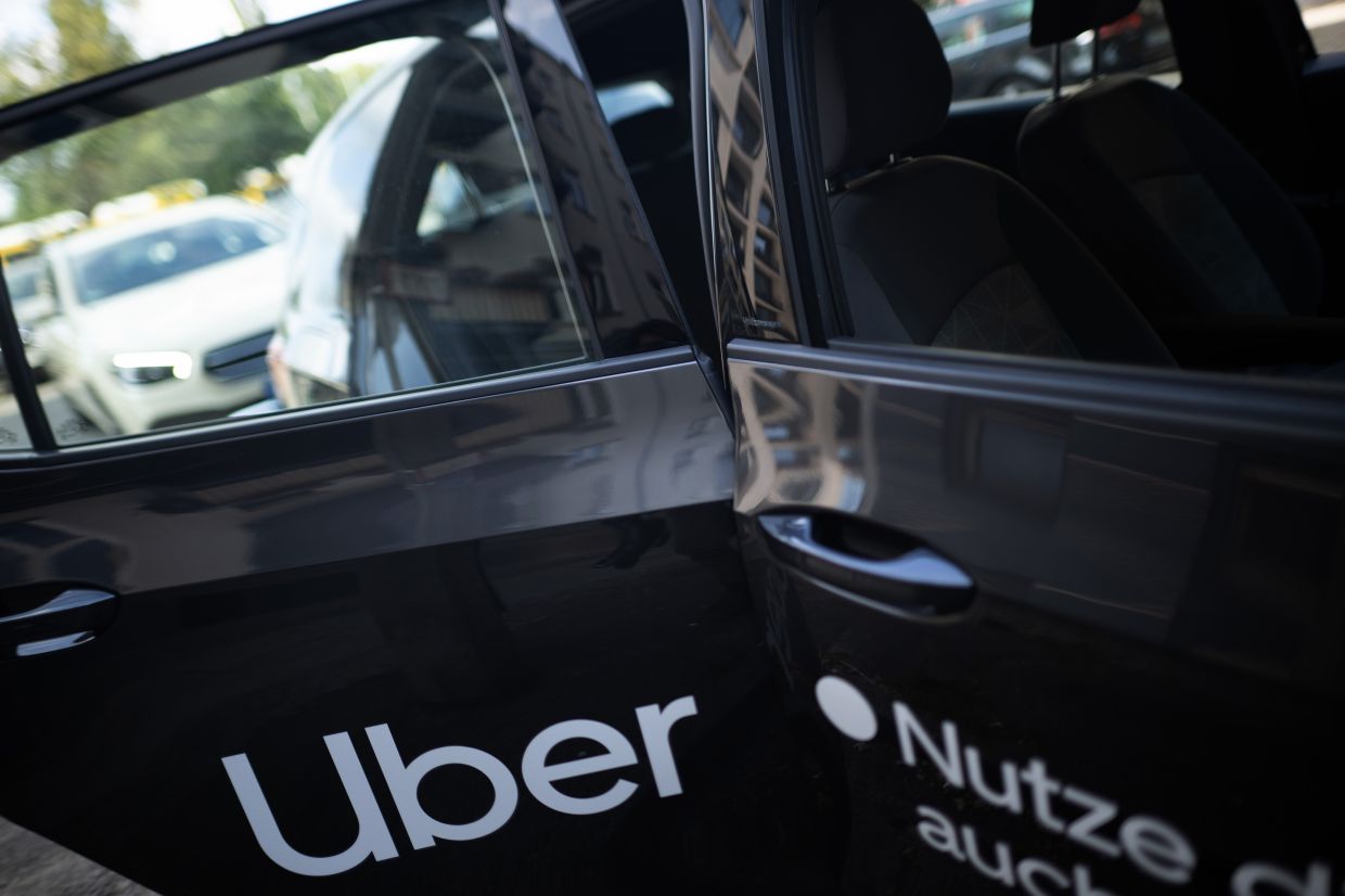 Uber, Baidu to start joint UK robotaxi trials