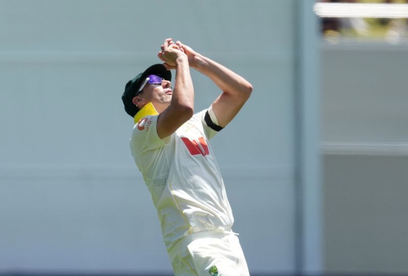 Cricket-Murphy replaces Lyon in Australia squad, Cummins out of rest of Ashes series