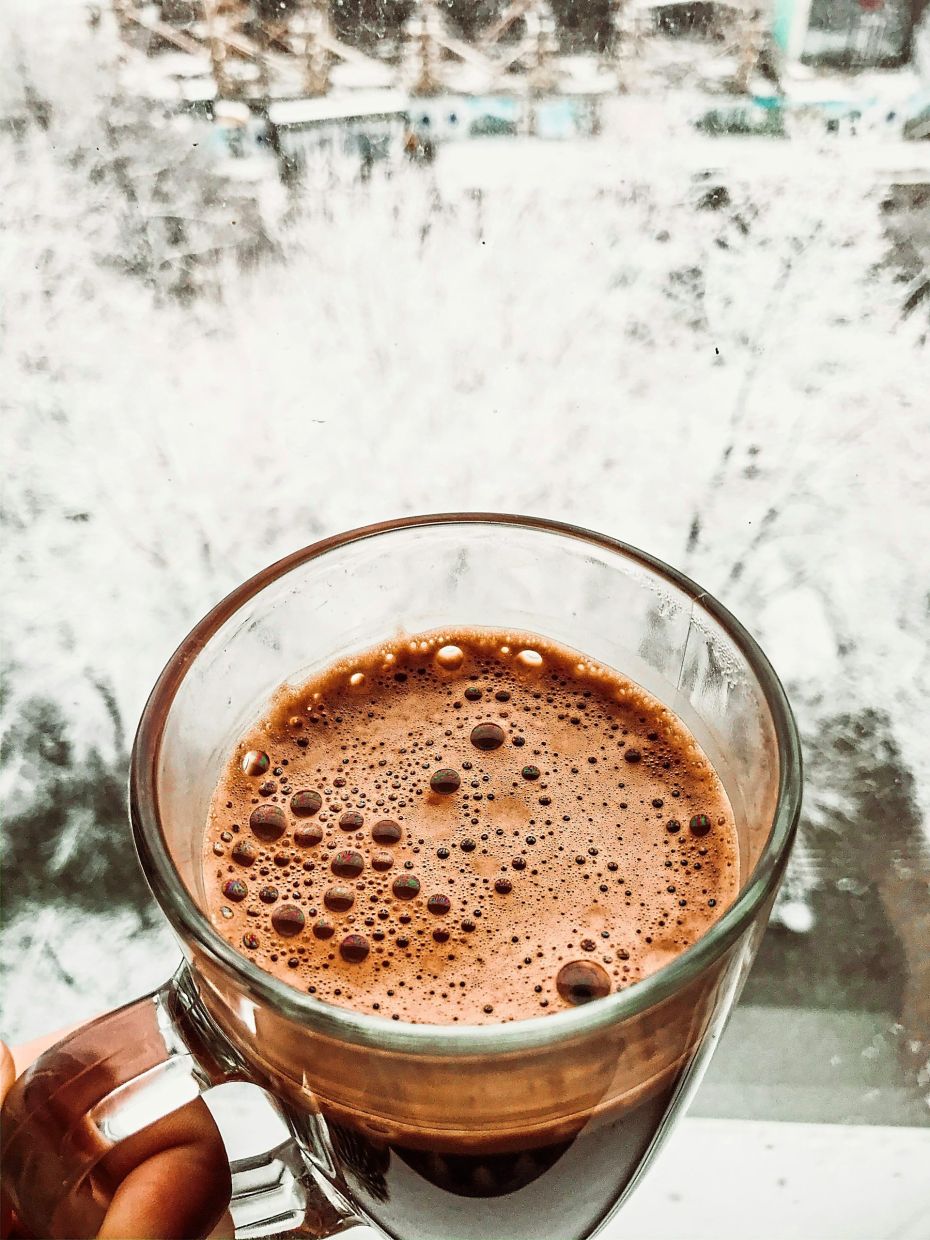 Take your time and enjoy a fika, the Swedish traditional coffee break, in winter. — Unsplash
