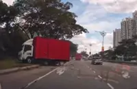 Three hurt after bus hits parked lorry in JB