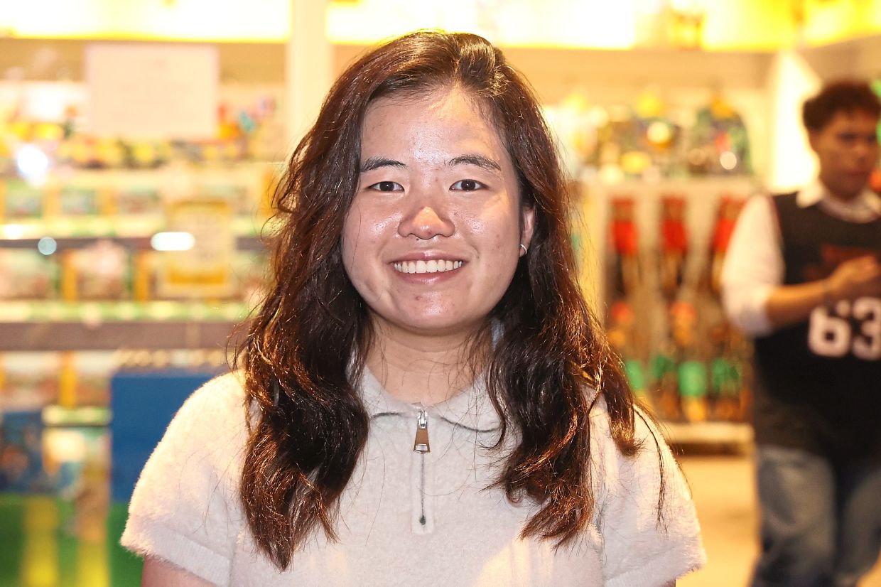 Ang says the carolling experience is a good feeling.