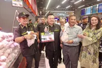 Whole chicken at 88sen not just a dream in KL