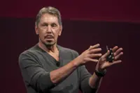 Larry Ellison pledges US$40bil to boost bid for Warner Bros