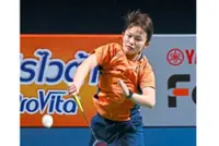 Justin and Ling Ching the bright sparks in gloomy times for singles