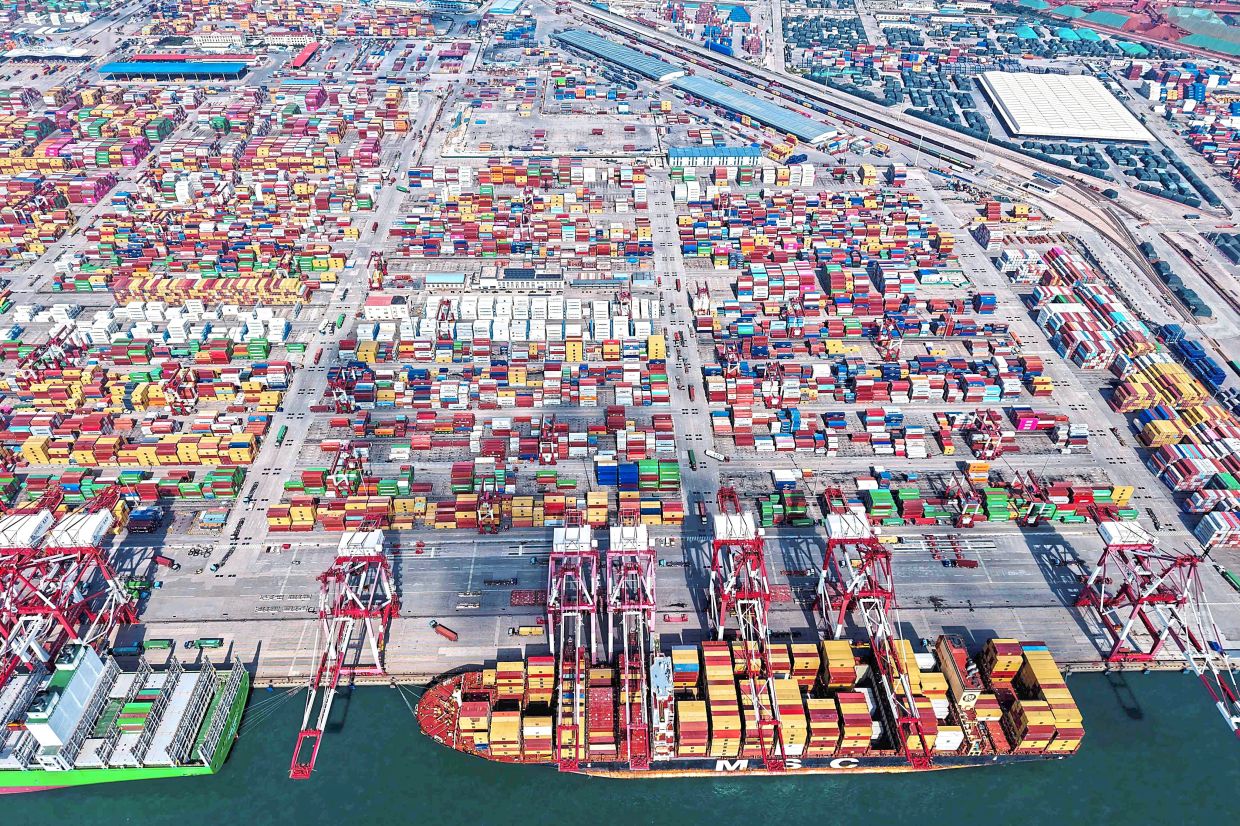 China's steady foreign trade growth expected to anchor global stability