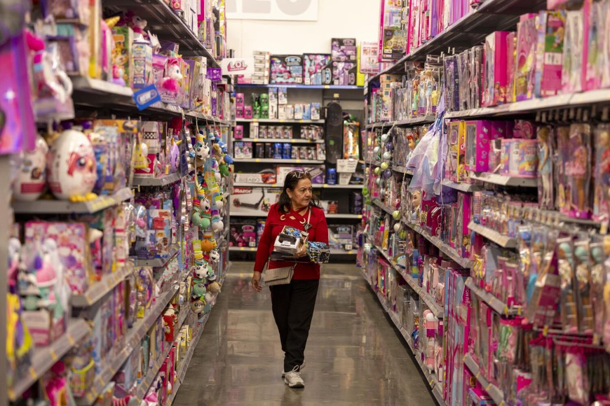 Toys are talking back thanks to AI, but are they safe around kids?