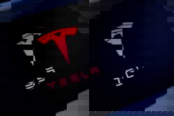 Tesla faces NHTSA probe over Model 3 emergency door handles