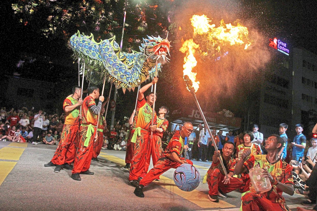 A mesmerising fire dragon show.