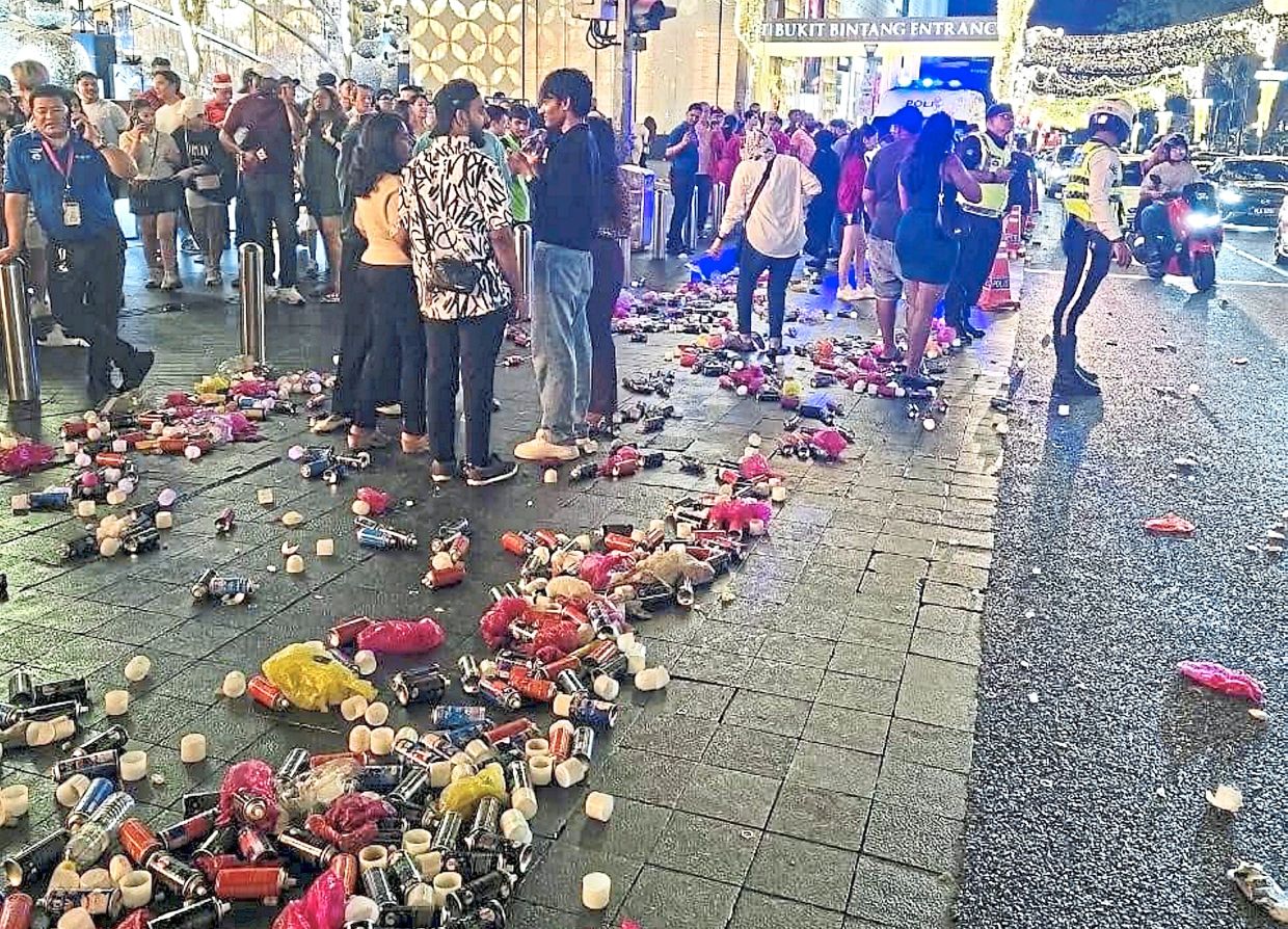 Nga: Stop littering in public places