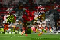 Soccer-Man Utd move up to fifth with win over Newcastle