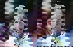 Cricket-Ashes captains unimpressed with Melbourne's wicket ways