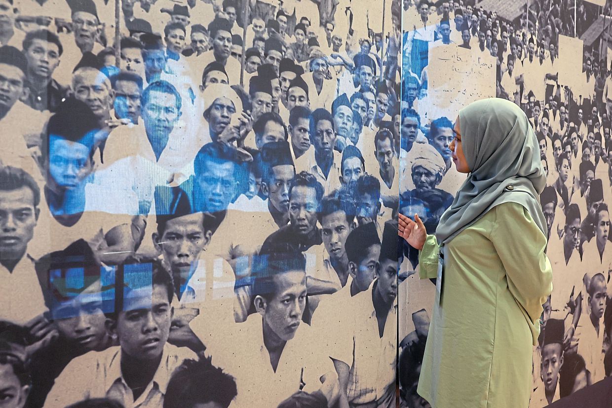 The Seri Negara gallery offers visitors an engaging experience of Merdeka-era stories, artefacts, artworks and immersive exhibits. Photo: Bernama