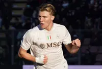 Soccer-Hojlund double secures Napoli win at Cremonese