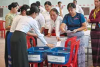 Tepid early turnout for election