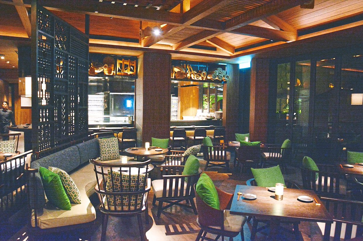 Enso’s main indoor dining room blends open-plan seating with semi-private areas, inspired by a Japanese farmhouse.