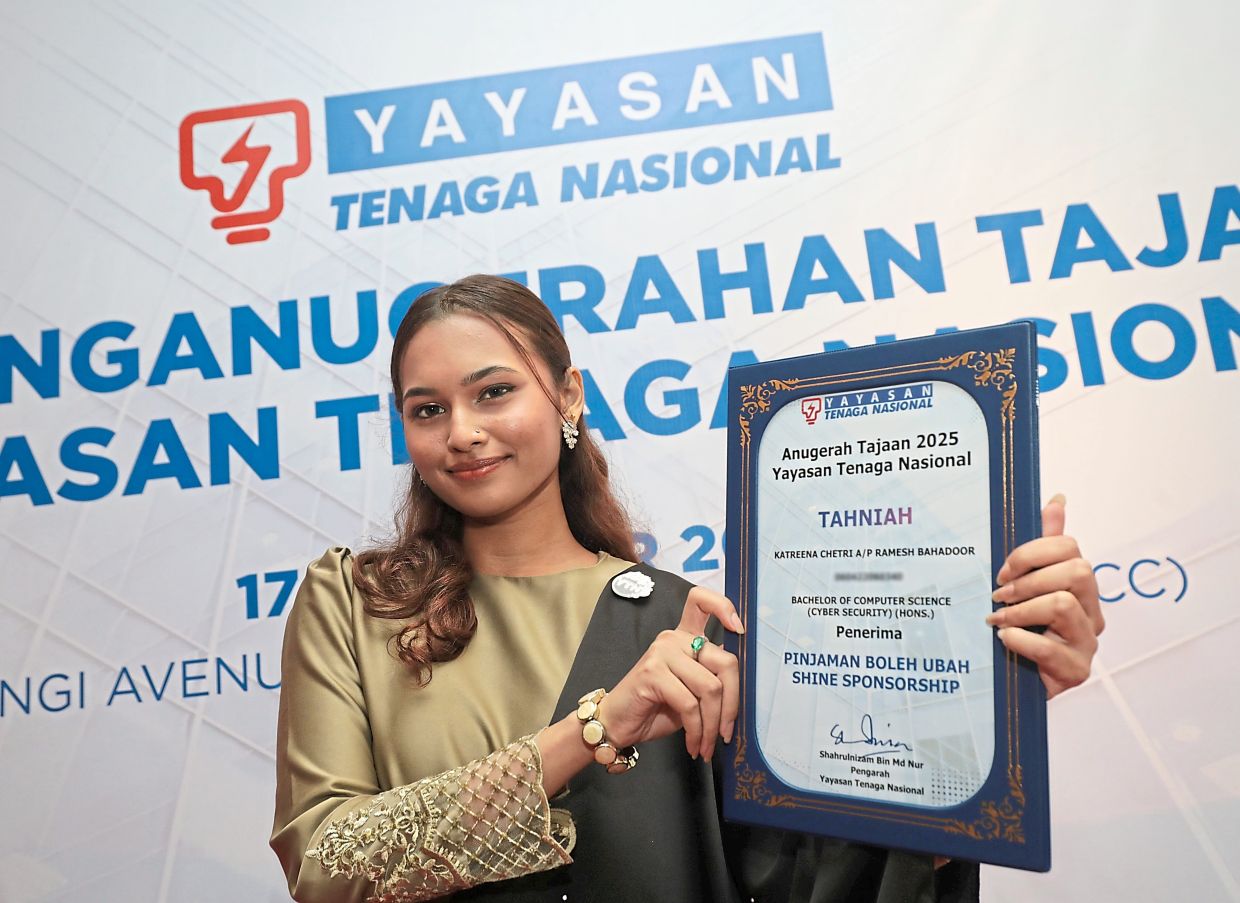 SHINE scholar Katreena is motivated to excel in her cybersecurity studies.