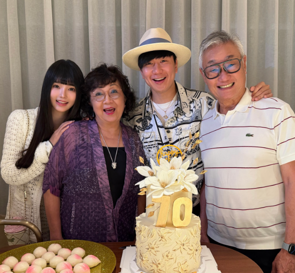 Singaporean singer JJ Lin confirms relationship with Chinese influencer Annalisa, who is 20 years younger