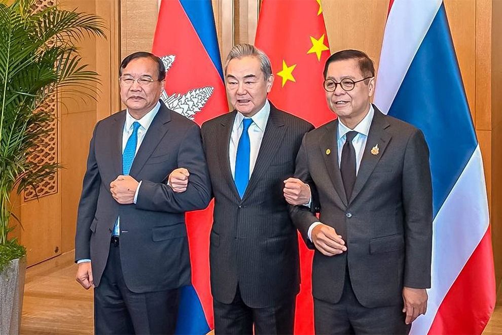 China 'mediating in Cambodia-Thailand conflict using Asian way'