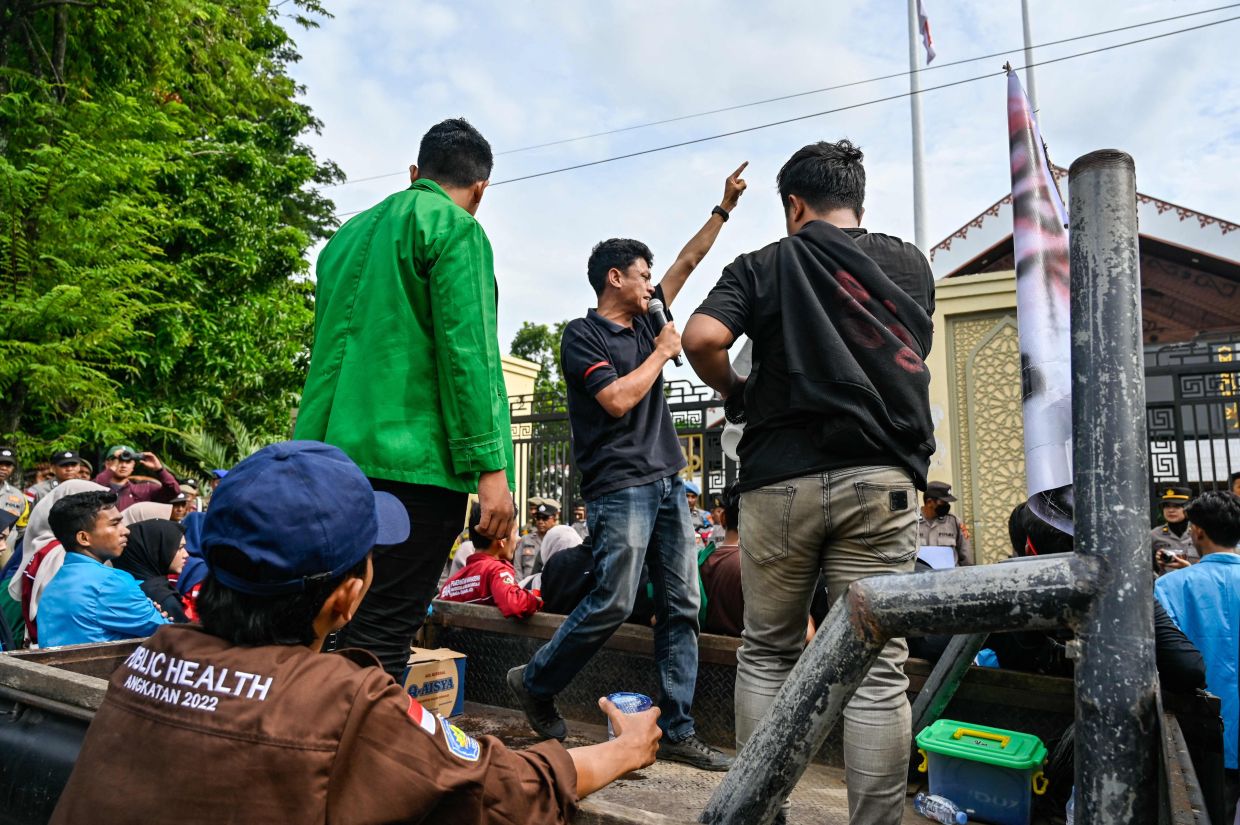 Asean news headlines as of 10pm on Tuesday (Dec 30)