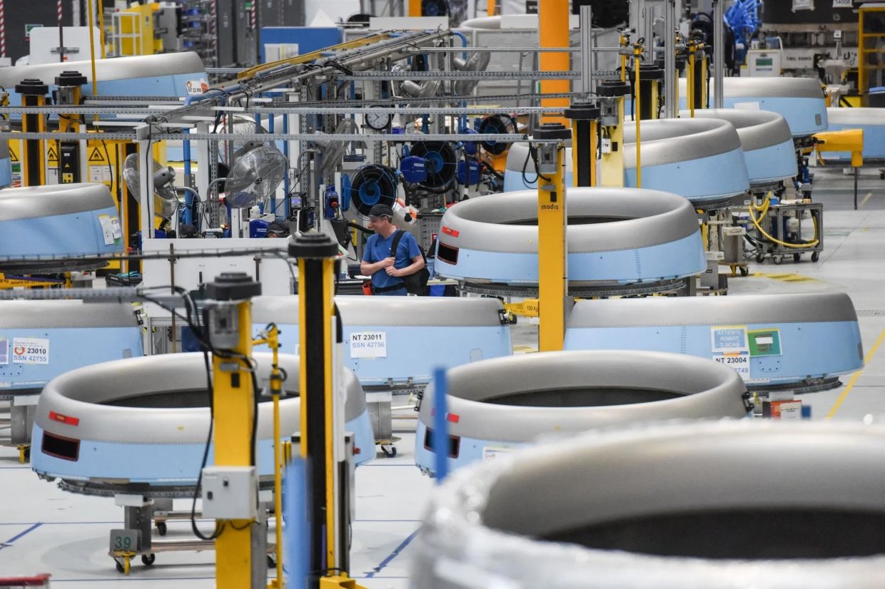 Airbus cranks out aircraft at rapid pace to meet delivery goal