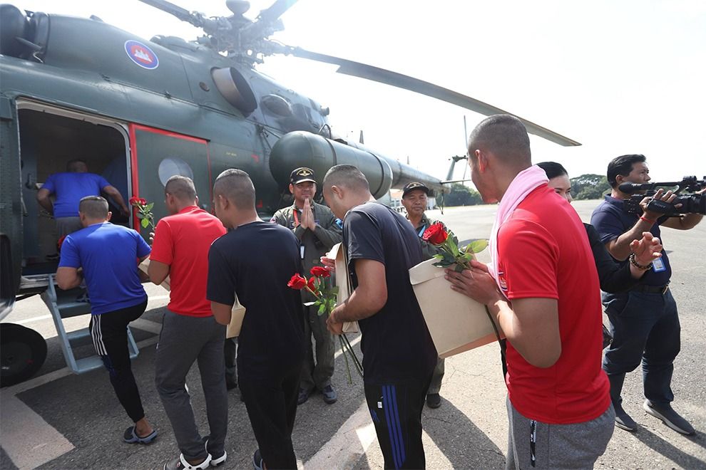 Embassies hail release of Cambodian soldiers held by Thailand as 'positive step' to peace