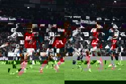 Soccer-Arsenal crush Villa to confirm title credentials