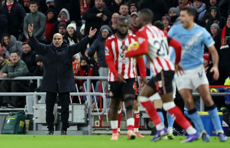 Soccer-Pep rues missed chances as Man City come up short against Sunderland