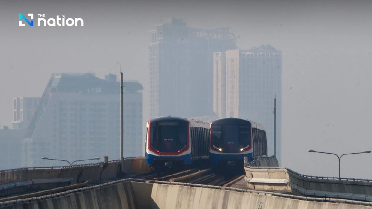 Choked again - Bangkok’s PM2.5 rises above standard, orange-level alert citywide on Friday (Jan 2)