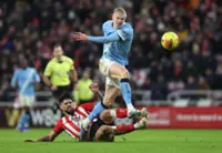 Soccer-Man City held to scoreless draw by spirited Sunderland