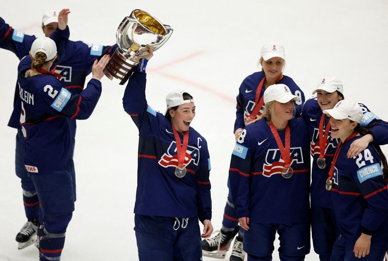 Olympics-US women eye ice hockey revenge against rival Canada at Milano-Cortina