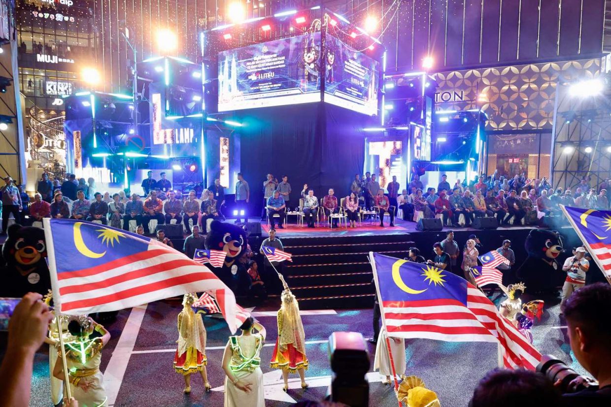 Malaysian tourism sector's success due to harmony among races, says PM Anwar