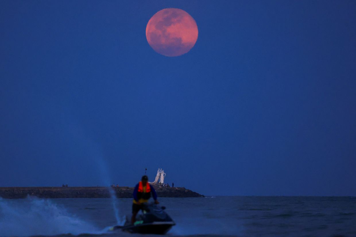 Asean News Headlines at 10pm on Saturday (Jan 3, 2026)